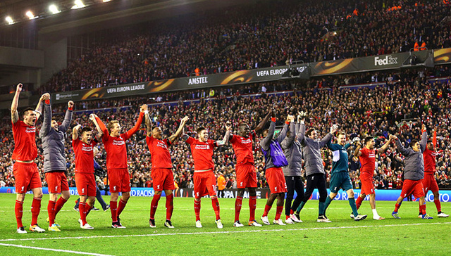 入口附近的 入口附近的